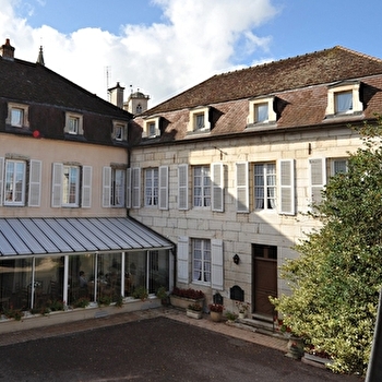 Hôtel des Cymaises - SEMUR-EN-AUXOIS